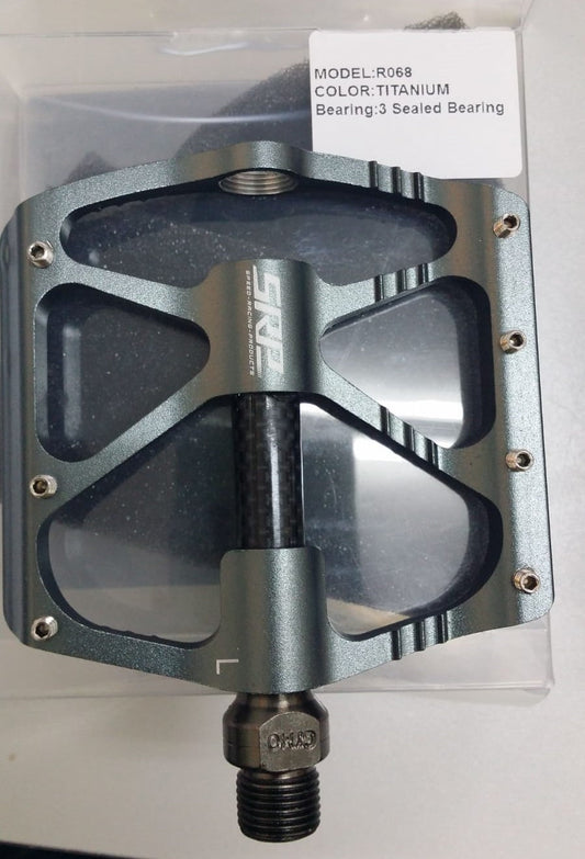 SRP R068 CR-MO Axle Pedal