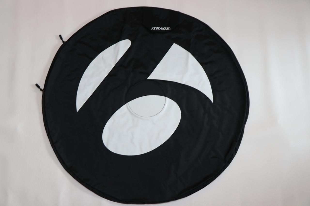 Bontrager 700C Wheel Bag Black & White Color