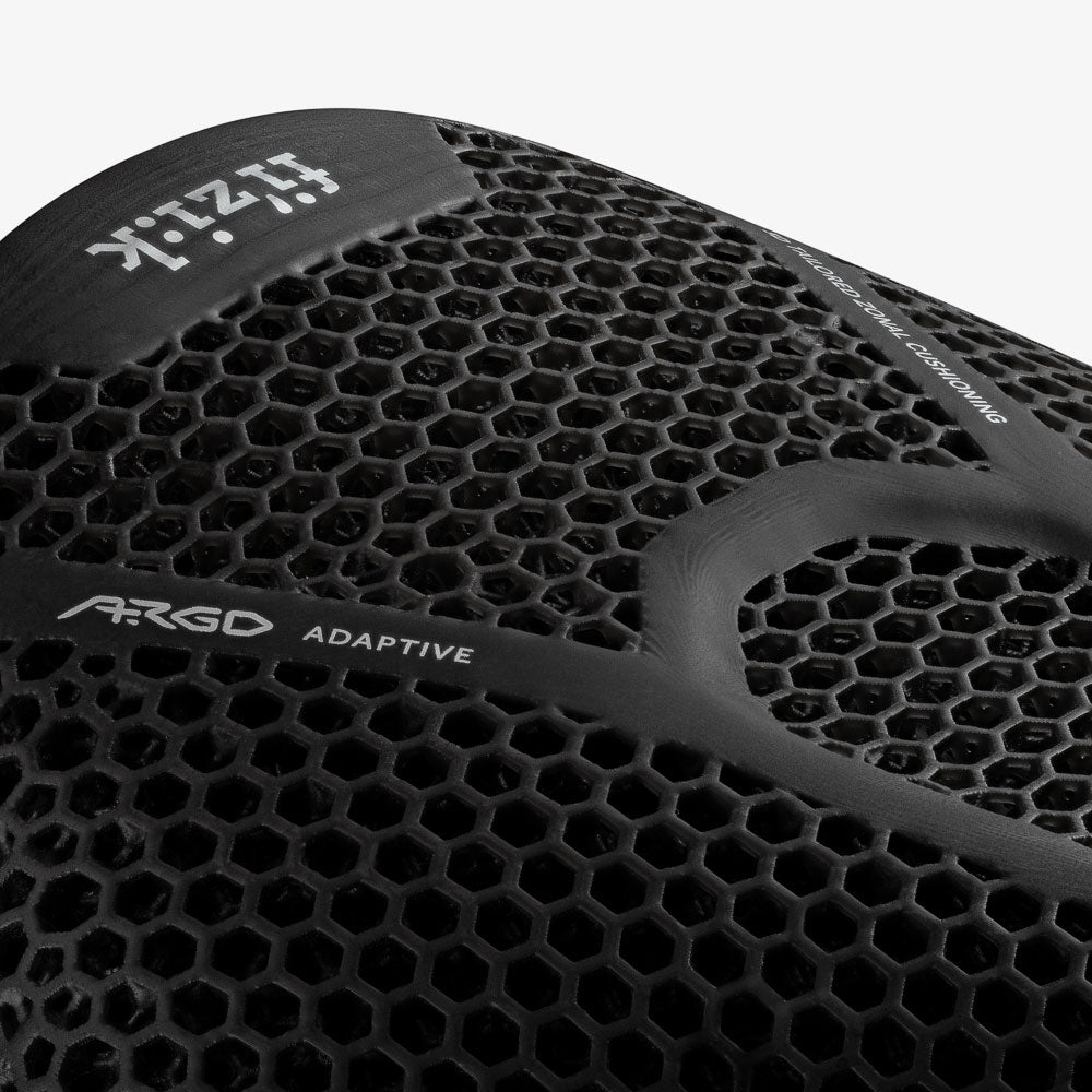 Fizik Vento Argo R3 自適應 3D 列印短鼻馬鞍 - 黑色