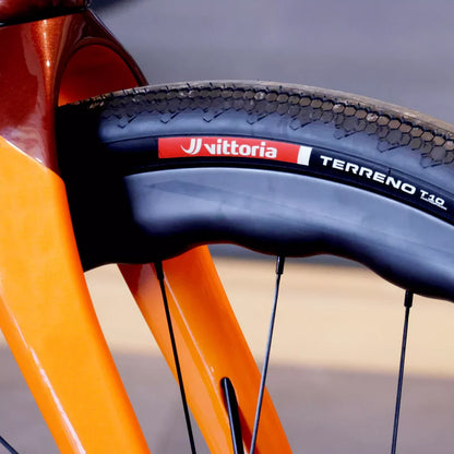 Vittoria Terreno T10 Hardpack Gravel Sport Foldable Clincher Tire